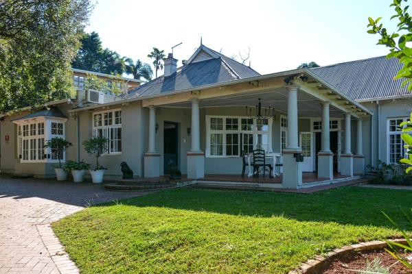 6 Bedroom House