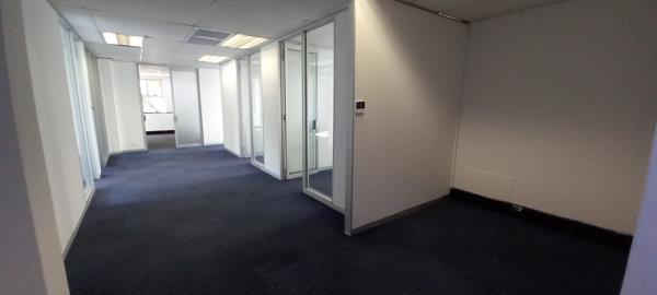 172 m² Commercial space