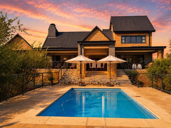 5 Bedroom House
