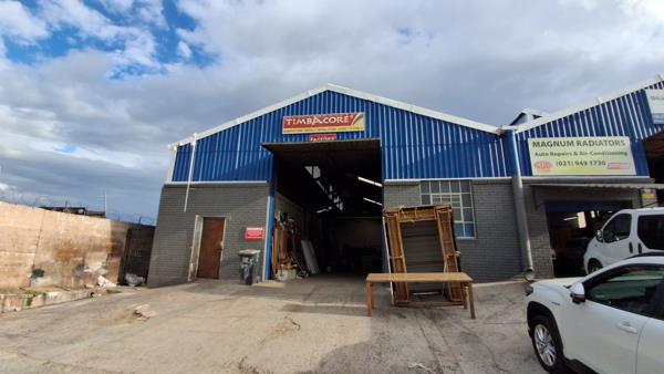 425 m² Industrial space
