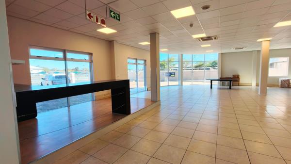 300 m² Retail Space