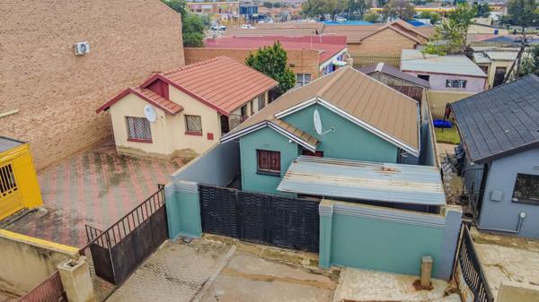 2 Bedroom House