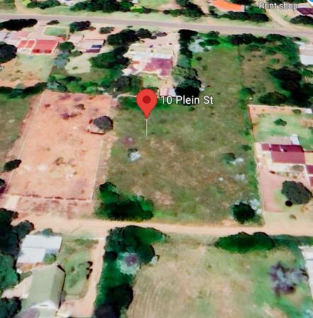 1 983 m² Land