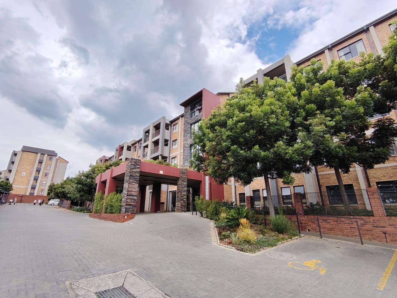 1 Bedroom Apartment in Olievenpoort