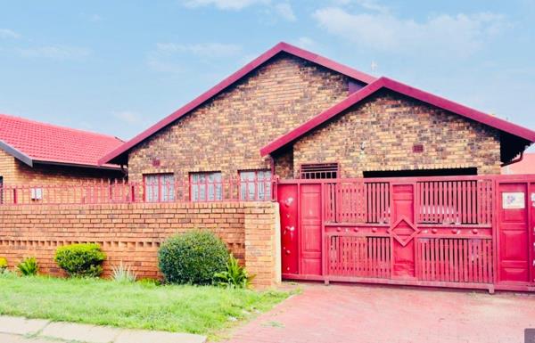 4 Bedroom House
