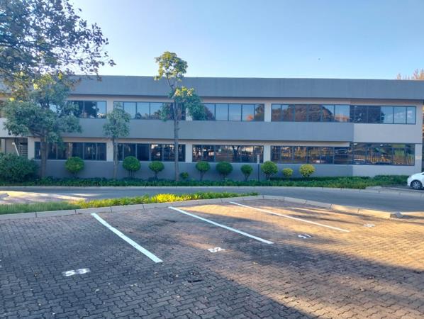 1 069 m² Office Space