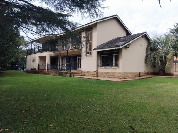 8 Bedroom House