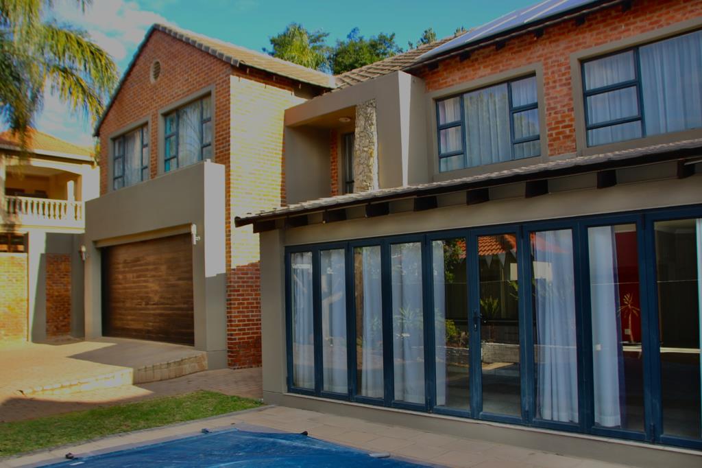 5 Bedroom House