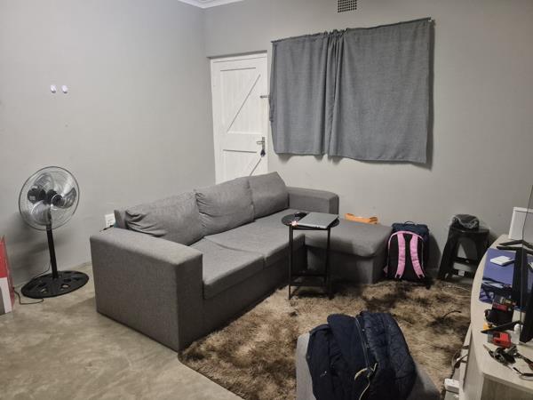 1 Bedroom House
