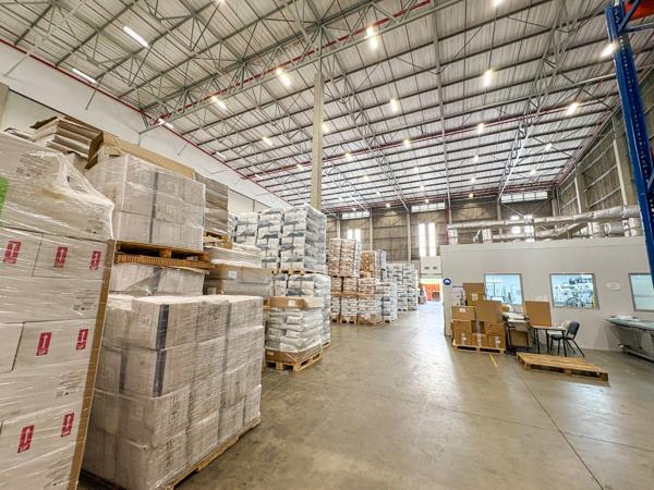 2 730 m² Industrial space