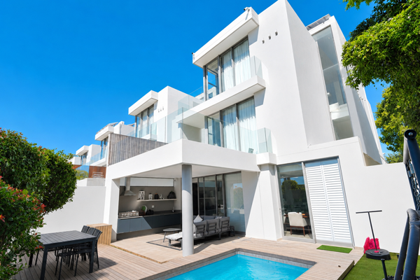 4 Bedroom Townhouse