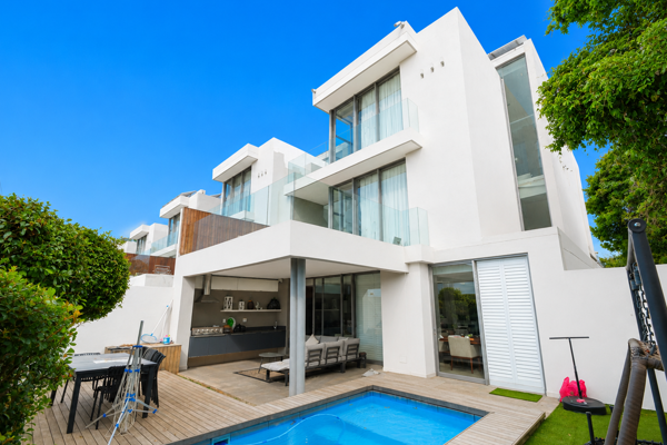 4 Bedroom Townhouse