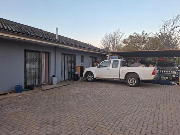 5 Bedroom House