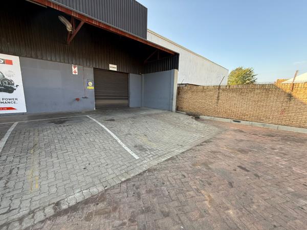 703 m² Industrial space