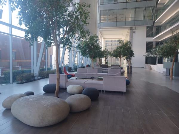 1 418 m² Office Space
