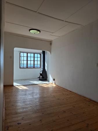 1 Bedroom House