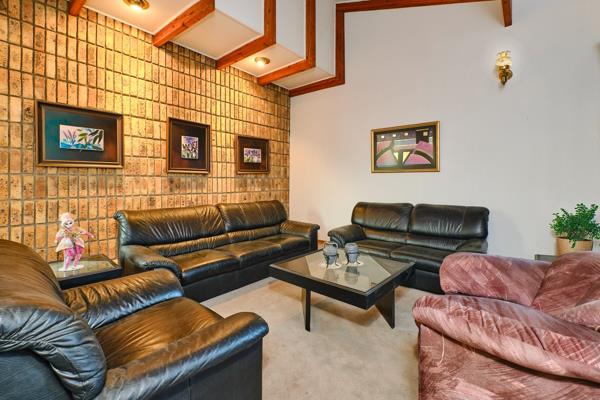 4 Bedroom Townhouse