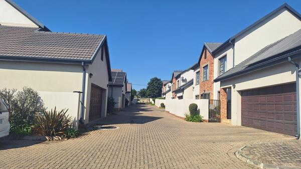 5 Bedroom Townhouse