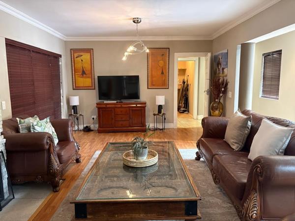 6 Bedroom House