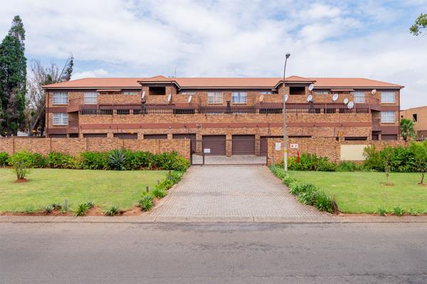 2 Bedroom Townhouse