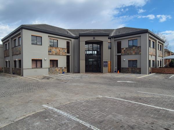 330 m² Commercial space