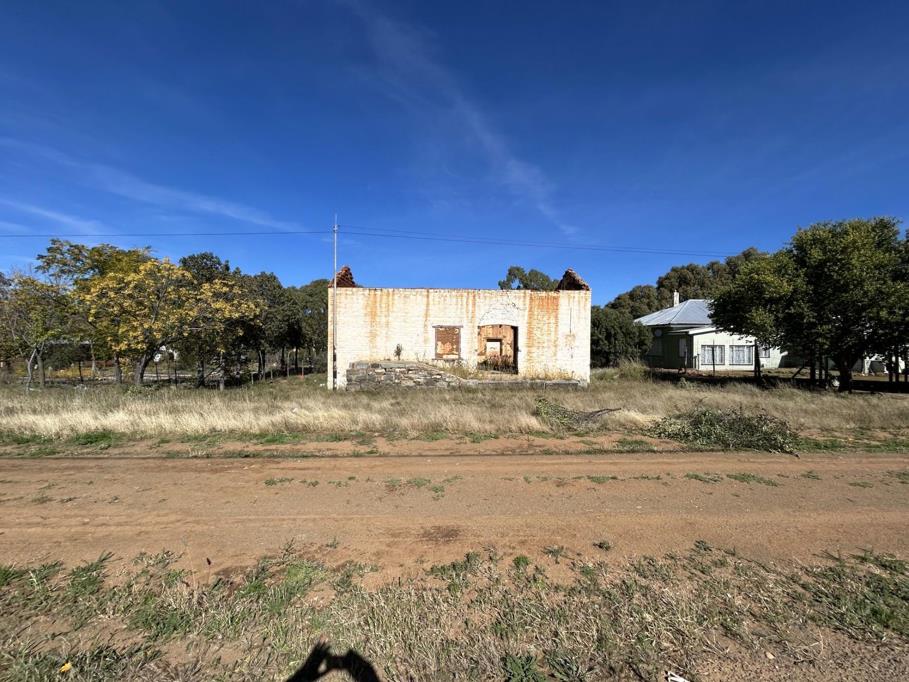 654 m² Land