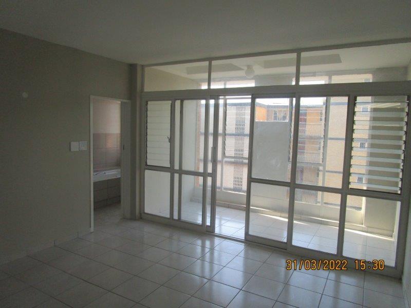 3 Bedroom Apartment in Sunnyside