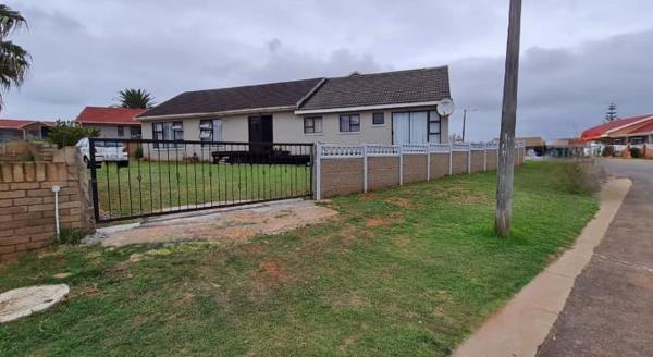 6 Bedroom House