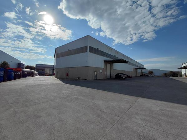 927 m² Industrial space