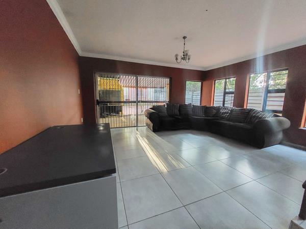 1 Bedroom House