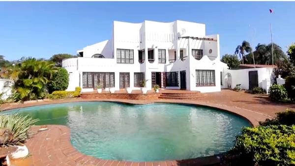 6 Bedroom House
