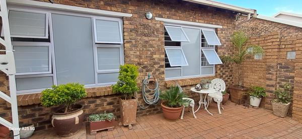 2 Bedroom House