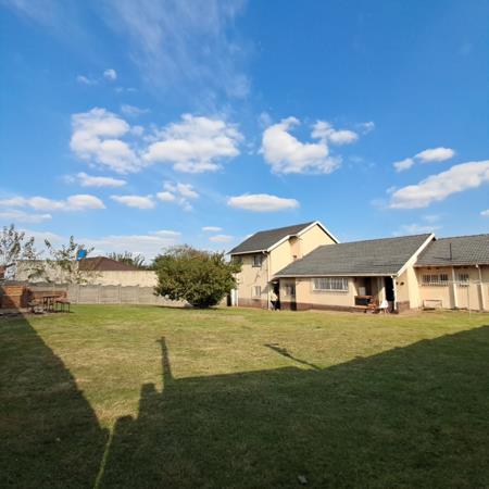 5 Bedroom House
