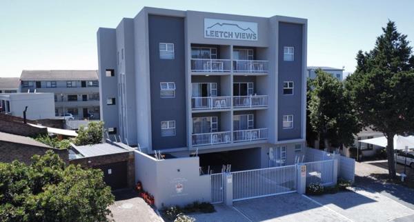 18 Bedroom Apartment