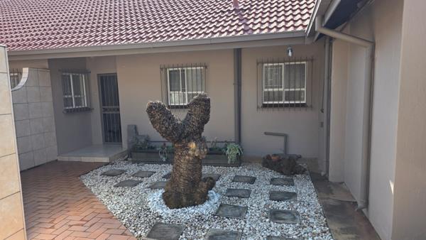 3 Bedroom Simplex