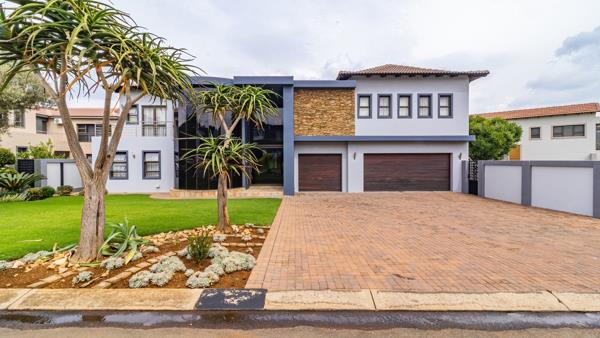 5 Bedroom House
