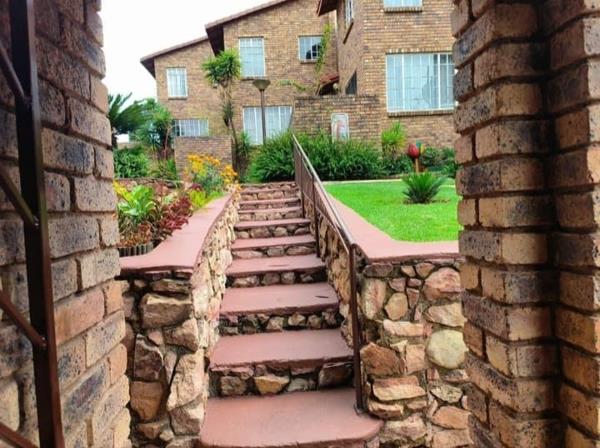 2 Bedroom Townhouse