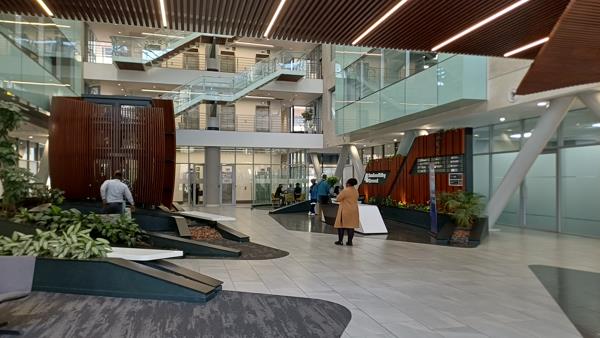 796 m² Commercial space