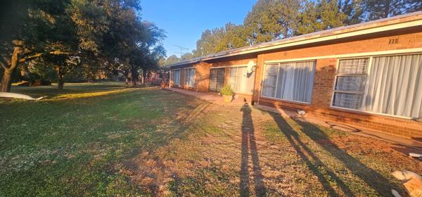2.1 ha Smallholding