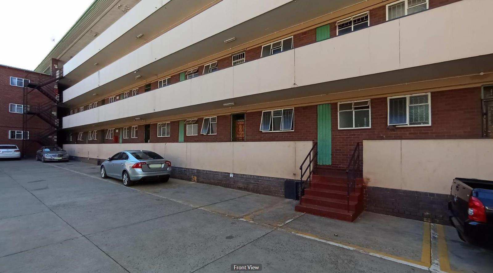 3 Bedroom Apartment in Arcadia