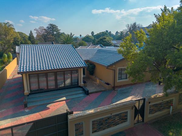 5 Bedroom House