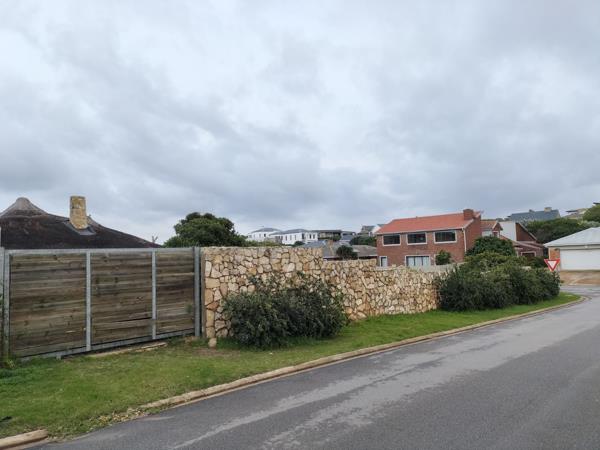 724 m² Land