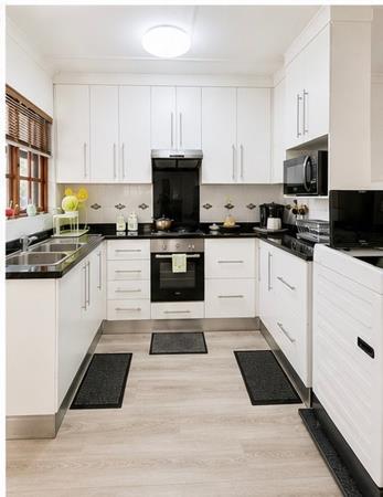 1 Bedroom House