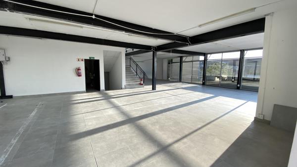 363 m² Commercial space