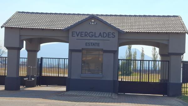 515 m² Land