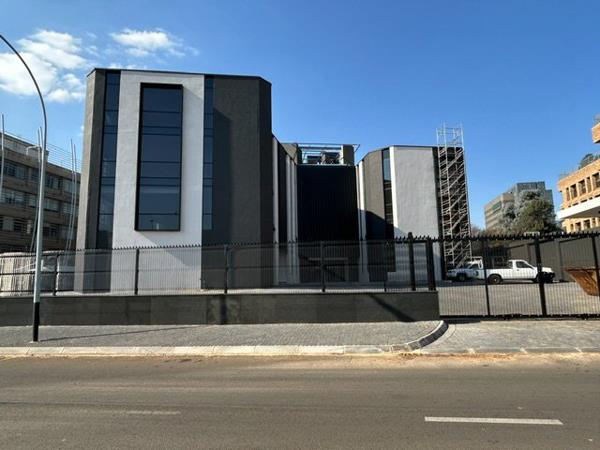 440 m² Commercial space