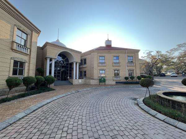 290 m² Commercial space