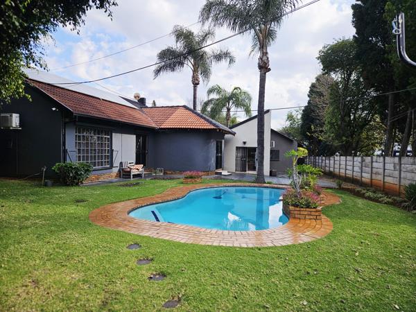 6 Bedroom House