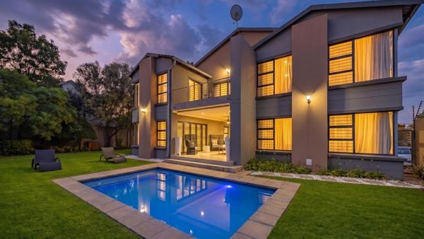 5 Bedroom House