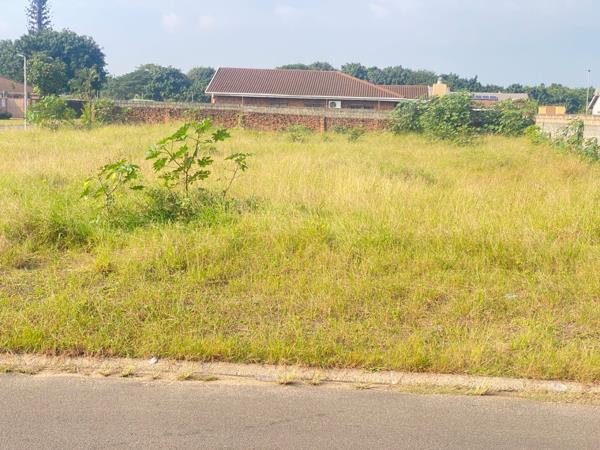1 388 m² Land